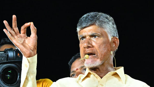 chandrababu fires at ysrcp govt in prajagalam meetings