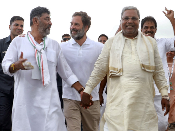 Bengaluru special court issued summons to CM Siddaramaiah and DCM DK Shivakumar