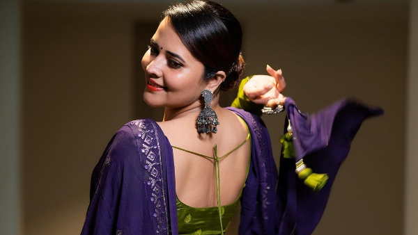 anchor anasuya glamour photos goes viral