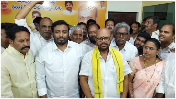 Janasena Chief pawan Kalyan election campaign in Pithapuram to meet TDP leaders