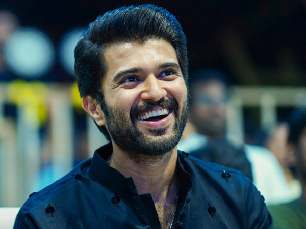 hero vijay devarakonda missed the dj tillu movie