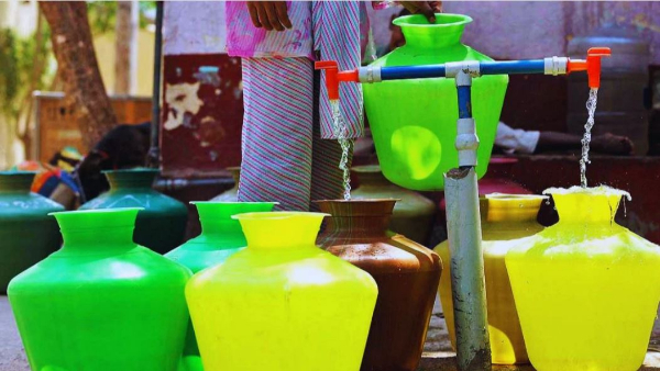 Bengaluru Apartment Associations warned that they will be fined Rs 5 000 if they waste water