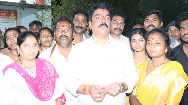 Bonda uma Police are harassing Anything can happen Bonda uma demands for CBI probe