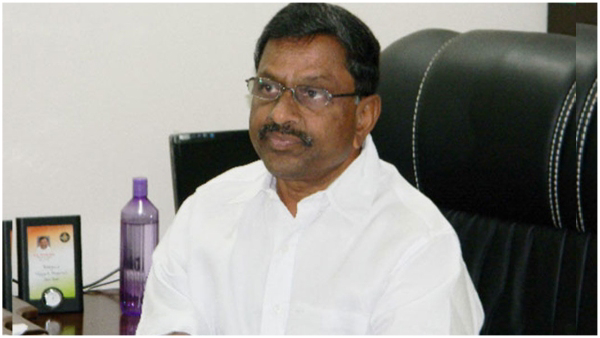 former minister dl ravindra reddy supports mydukur tdp candidate and kadapa congress mp contestant