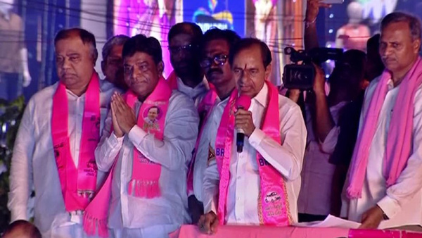 Hung in central kcr slams bjp and congress in khammam election campaign