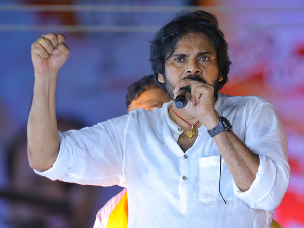 pawan kalyan get ec notice for Derogatory remarks against ys jagan