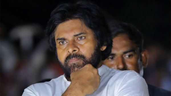 Mahesh and Krishna s fans are countering Pawan Kalyan s comments