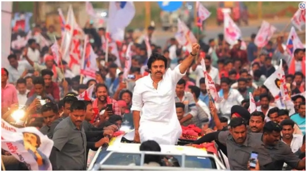 Pawan Kalyan Josh in Pithapuram on Hanuman Jayanthi Janasena trending video
