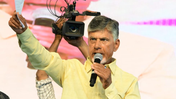 AP Election CEO Meena letter to CEC over Chandra Babu reply on Comments against YS Jagan