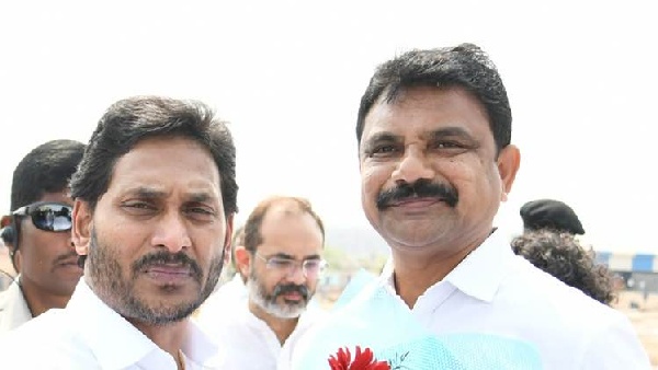 another setback to ysrcp in nelllore district key leader leaves party