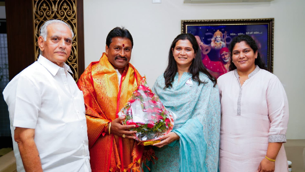 Kesineni Swetha met YSRCP s Vijayawada Central candidate Vellampalli Srinivas