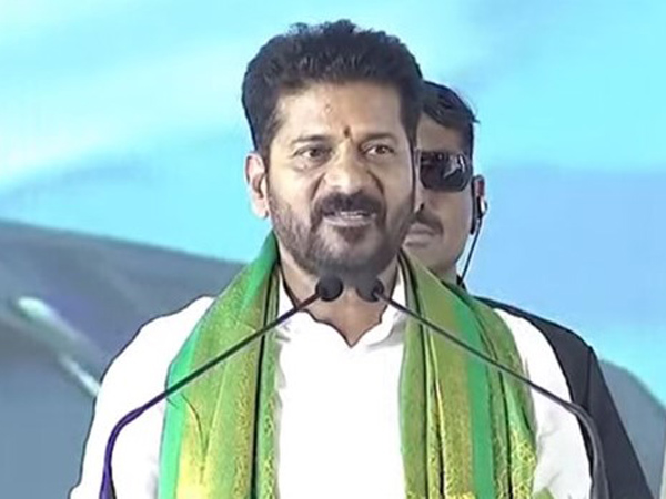 CM Revanth Reddy challenge amit shah and bjp over the delhi police notices