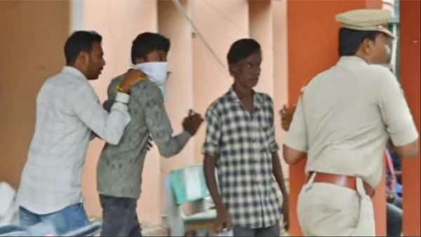 ys jagan stone attack case accused sent to nellore jail on 14 days remand ys jagan stone attack case accused sent to nellore jail on 14 days remand