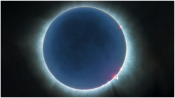 total solar eclipse crossed north america- wonderful videos gone viral