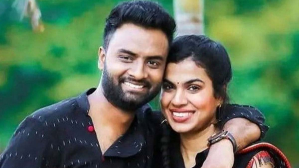 divorce rumors on singer sravana bhargavi and her husband