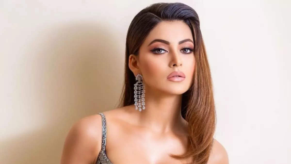 ntr fans fires on heroine Urvashi Rautela