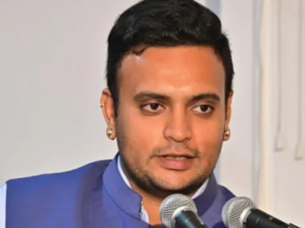 Mysuru Maharaja Yaduveer Odayar has nominated as Mysuru BJP candidate