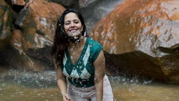 Anasuya baradwaj enjoying vacation with family photos gone viral