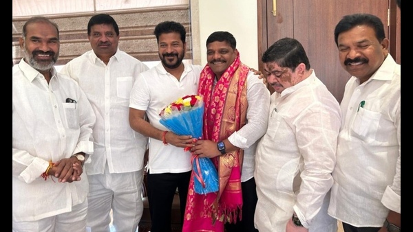 Revanth Reddy Zoom Meeting With congress Party Leaders over MLC Election Revanth Reddy Zoom Meeting With congress Party Leaders over MLC Election
