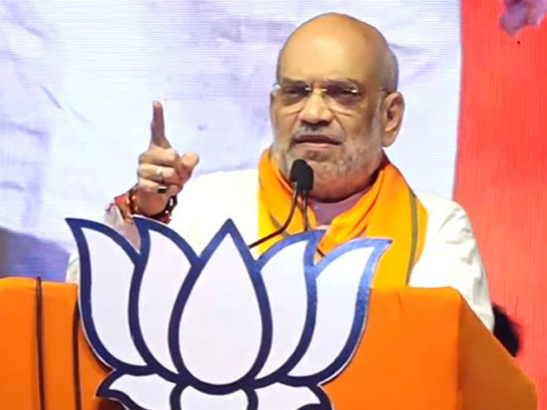 Amit shah hits out at congress over reservation issue