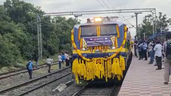 Soon private train will be launched in the country
