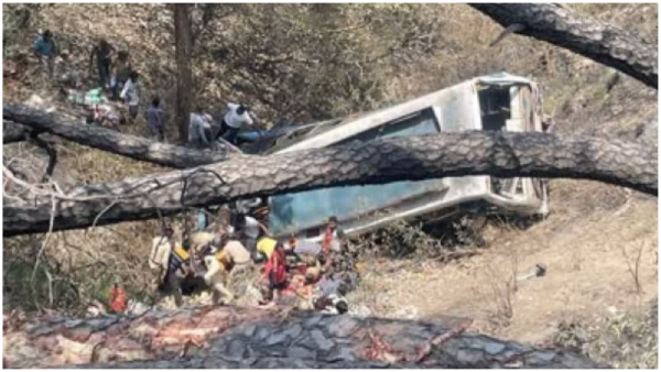 21 killed 40 injured as bus carrying pilgrims from Kurukshetra falls into gorge in Jammu and Kashmir