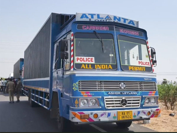four containers caught with rs 2000 cr cash in Anantapur released later with this reason