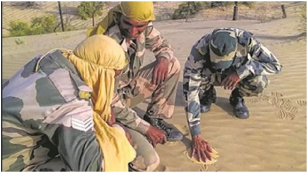 A video of a jawan firing papad in the desert is going viral on social media