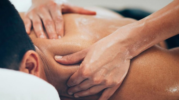 Massaging these body parts with oil is like saying goodbye to diseases