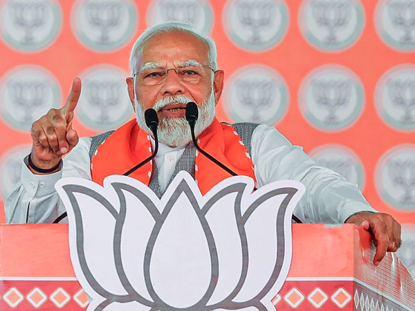PM Modi Predictions over Public mood in AP Clarifies on BRS entry in the NDA Alliance