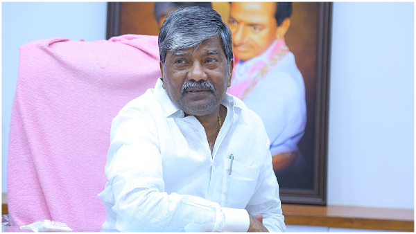 BRS MP candidate has cast his vote after 15 years BRS MP candidate has cast his vote after 15 years