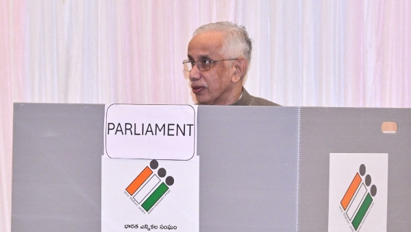 ap governor Abdul nazeer and chief election officer mukesh kumar meena cast vote