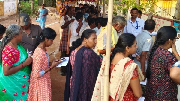 9 51 Voting turn out across Andhra Pradesh in first two hours heavy que lines in Rural areas