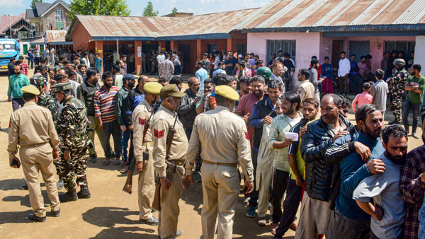 Lok Sabha Election 2024 Phase 5 Voting ended 57 47Percent Voter Turnout Recorded Lok Sabha Election 2024 Phase 5 Voting ended 57 47Percent Voter Turnout Recorded