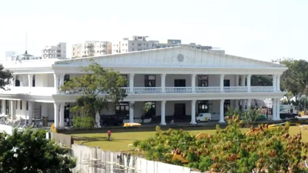 bomb threat call to praja bhavan in Hyderabad