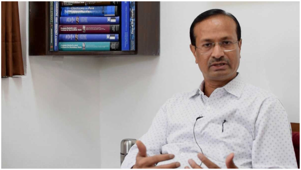 csds ap coordinator differs with own firm s delhi psephologist sanjaykumar s view on ap poll result