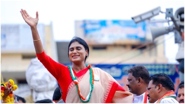 Badvel Police files case against YS Sharmila