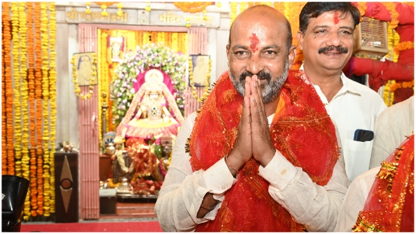 If bjp forms govt in telangana will make Bhagyalakshmi temple a golden temple Union Minister Bandi Sanjay If bjp forms govt in telangana will make Bhagyalakshmi temple a golden temple Union Minister Bandi Sanjay