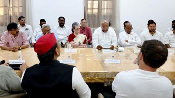 mallikarjun kharge invites other parties to join india alliance