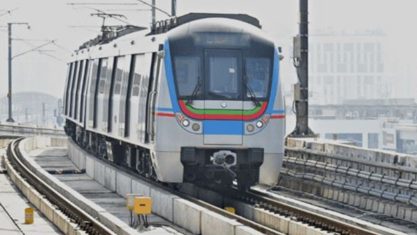 Hyderabad Metro Trains Stopped Due to Technical Issue