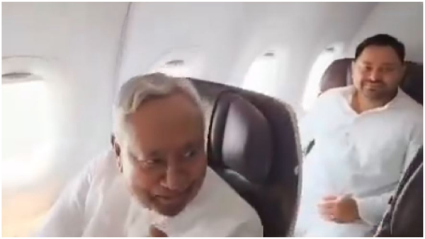 Nitish Kumar Tejashwi Yadav on same flight to enroute Delhi