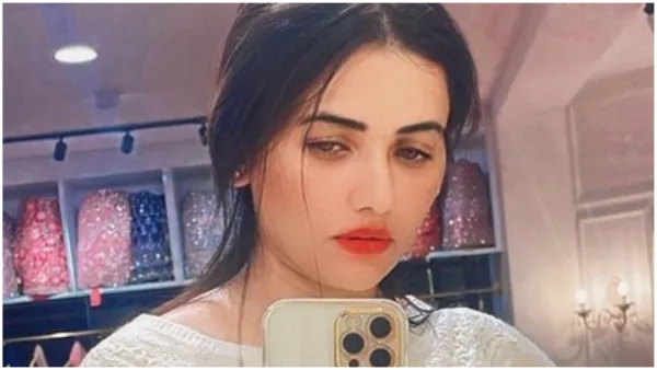 Kannada actress arrested in murder case fell ill in Pavitra Gowda police station