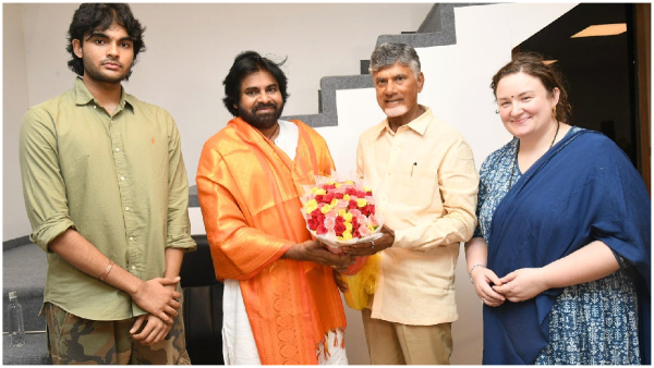 Janasena chief Pawan Kalyan leaves from Vijayawada for Delhi to attend NDA meeting Janasena chief Pawan Kalyan leaves from Vijayawada for Delhi to attend NDA meeting