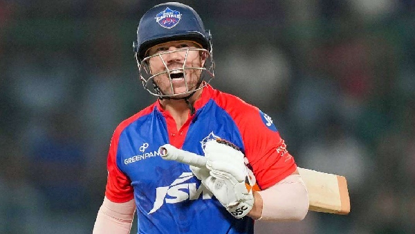 David Warner shared a photo with Jake Fraser-McGurk and says All yours now champion