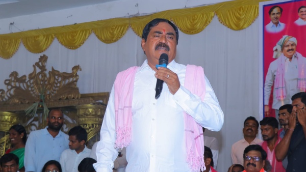 Eraabelli Dayakar Rao reacts over his party change speculations see deets