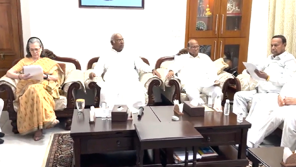 india bloc parties meet in Mallikarjun kharge residence likely to choose pm candidate