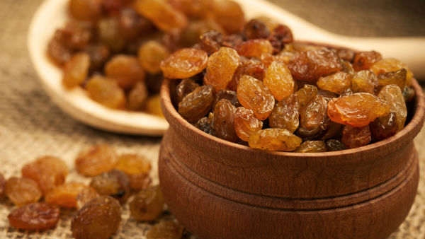 Men eat raisins every day these are the benefits along with sexual ability with kismis