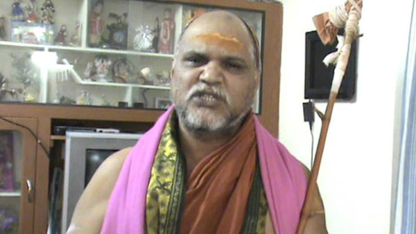 vizag sarada peetham swamy swarupananda wishes to chandrababu naidu