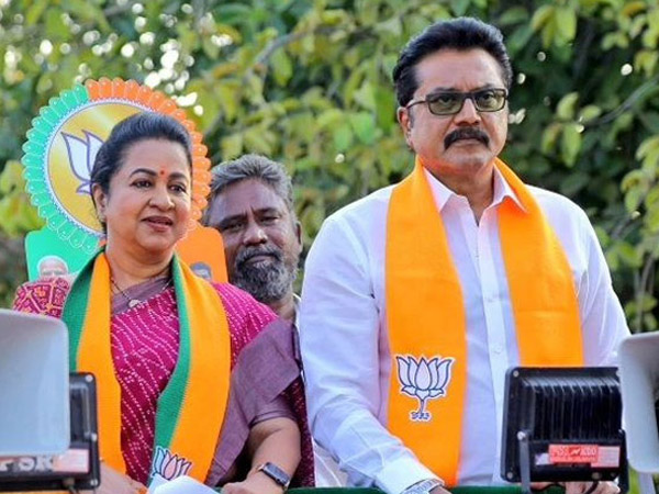 Election results 2024 Actor Sarath Kumar did angapradakshinam for winning his wife radhika as MP Election results 2024 Actor Sarath Kumar did angapradakshinam for winning his wife radhika as MP