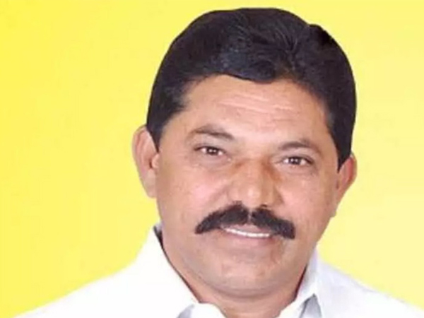 Adilabad Former BJP MP Ramesh Rathod passed away Union Minister Bandi Sanjay is deeply shocked